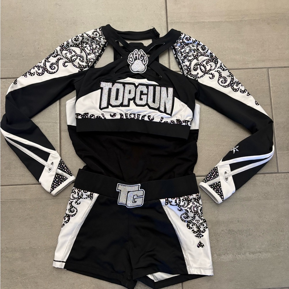 Black and White Cheerleading Outfit